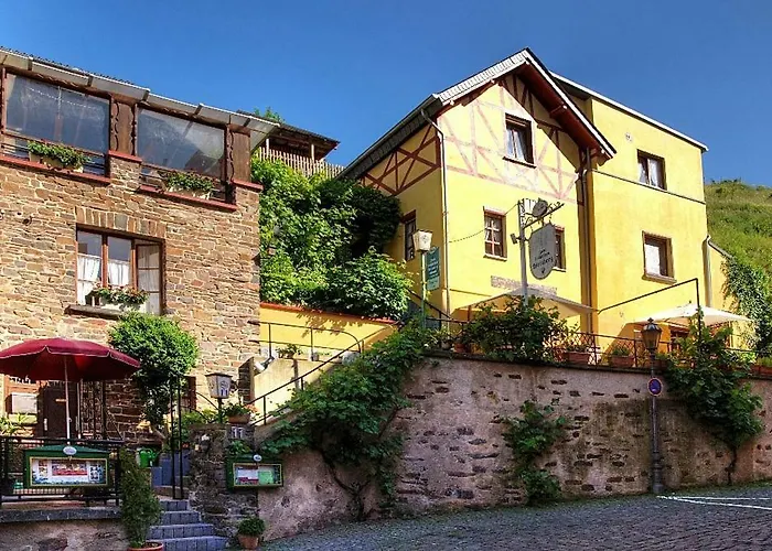 Гостевой дом Zum Froehlichen Weinberg 3*