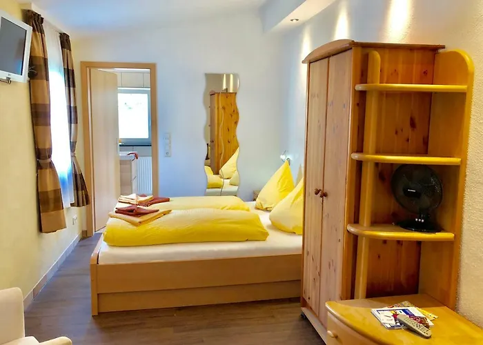 Zum Froehlichen Weinberg 3* Кохем